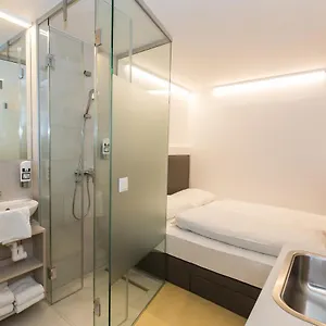 Smart Nano Living - Hauptbahnhof - Self Check-in 4* Wien